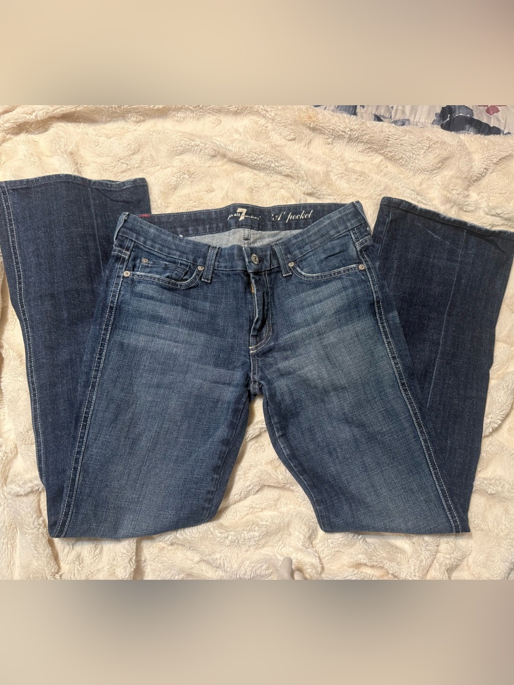 7 For All Mankind Women’s Medium-Dark Blue Straight Leg Jeans